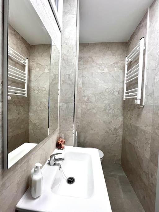 Cool Space Madri Exterior foto